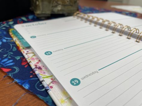 One way that students can keep their activities organized is by purchasing a planner. Getting into the habit of keeping a planner can help improve stress and anxiety levels and reduce the chances of a student forgetting something.