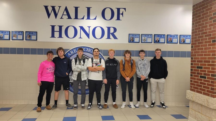 The varsity golf team poses after their season full of successes. Students next year should go out to support the golf team at their matches! Pictured left to right are Tyler Johnson, Daniel Towers, Tyler Burt, Easton Morris, George Coyle, Brock Carrigan, Ryan Walther and Logan Daniels.