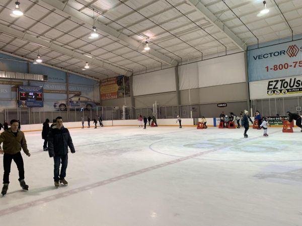While Printscape offers public skating on Friday and Saturday, Saturday is usually less busy. Anyone looking for a more relaxing activity might enjoy Saturday public skating more. 