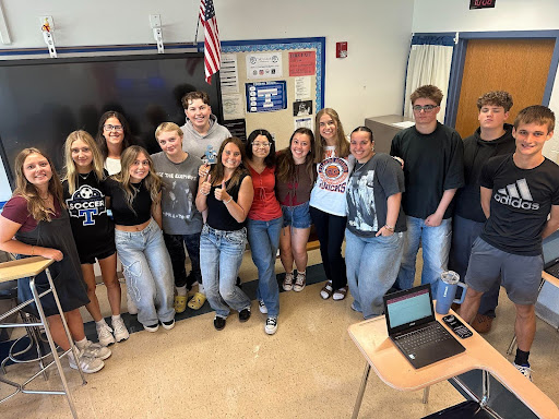 Electives are great classes to search for friends in! Oftentimes, those people will share similar interests. In my case, I have a wonderful journalism class full of avid writers that I cannot wait to grow close with. 