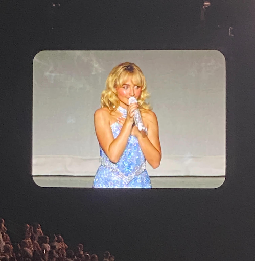  Sabrina Carpenter performed at Nationwide Arena in Columbus in 2024. During her 2024 short n’ sweet tour, she dazzled her fans with her energetic and passionate performance.                        