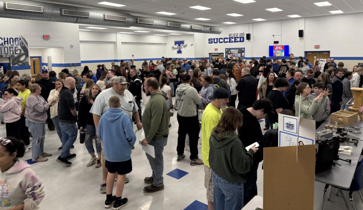 Students pile in the cafeteria to immerse themselves in different clubs and activities that Trinity High School has to offer! Students were able to talk to teachers and current students about groups they may be interested in. 
